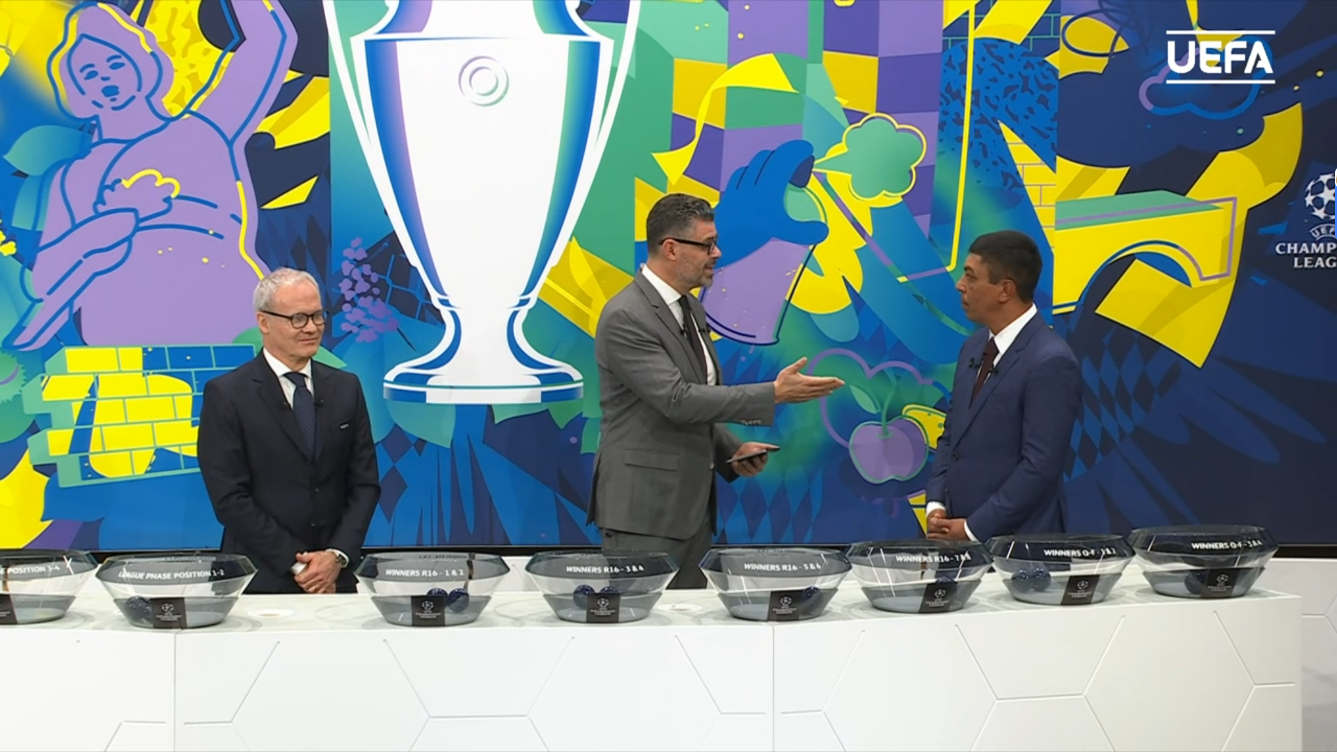 欧冠赛程吃紧，埃因霍温转会期更衣室发声，球迷炸锅，身体对抗强度拉满的简单介绍