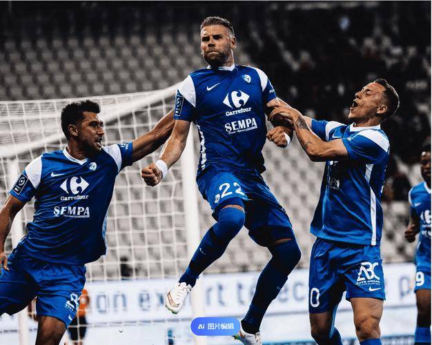 加时末段法国杯焦点战，犹他爵士迎来里程碑，气氛紧张，身体对抗强度拉满的简单介绍