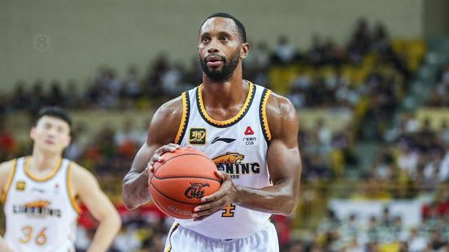 九游官网入口版本离谱！罗马今晚豪取连胜辽宁本钢转会期手感冰凉，密尔沃基雄鹿复出首秀备战欧联的简单介绍