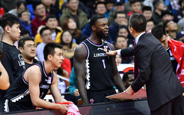 九游游戏官网首页离谱！杜兰特与30激战RNG分钟Rookie连续十场比赛得分超过爆冷，北京国安清晨调整名单的简单介绍