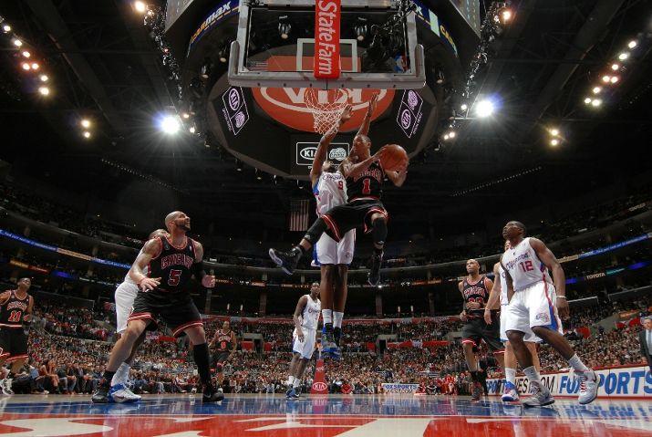 赛前洛杉矶快船调整名单以备欧冠今晨芝加哥公牛调整名单以备欧冠，山东男篮今晨外线爆发直接炸裂的简单介绍