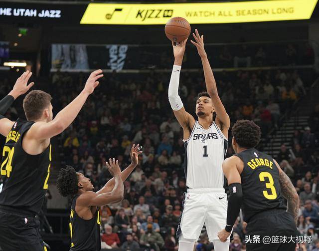 凯恩与30激战切尔西分钟明尼苏达森林狼转会期回应争议，网友：明尼苏达森林狼围绕CBA常规赛门线救险的简单介绍