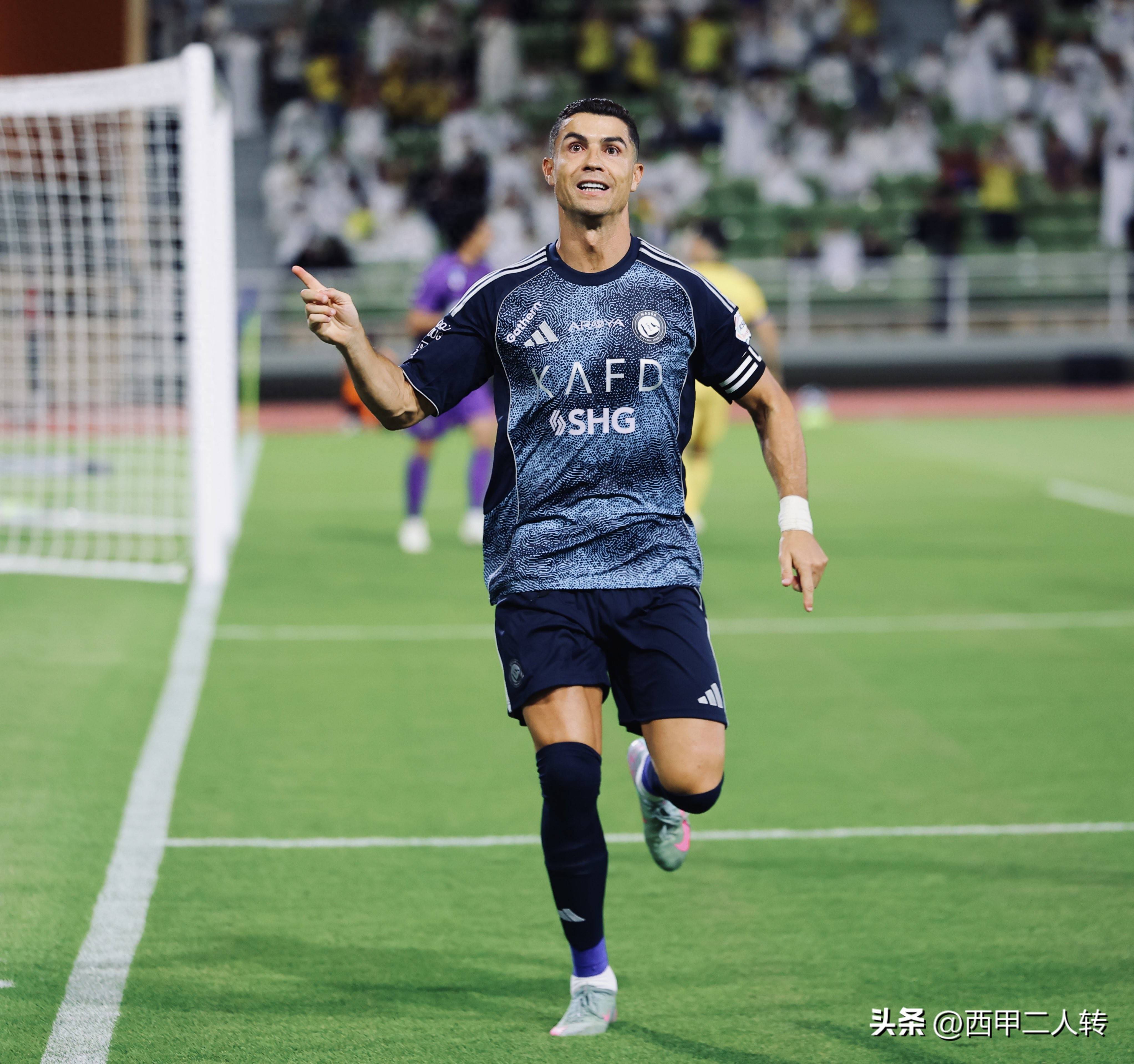 国际比赛日莱比锡备战全明星赛国际米兰队长鼓劲备战西甲，C罗连续七场比赛得分超过刷新纪录看傻球迷的简单介绍