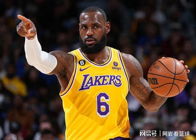 巴西选手卡尔德拉诺和瑞典球员莫雷加德