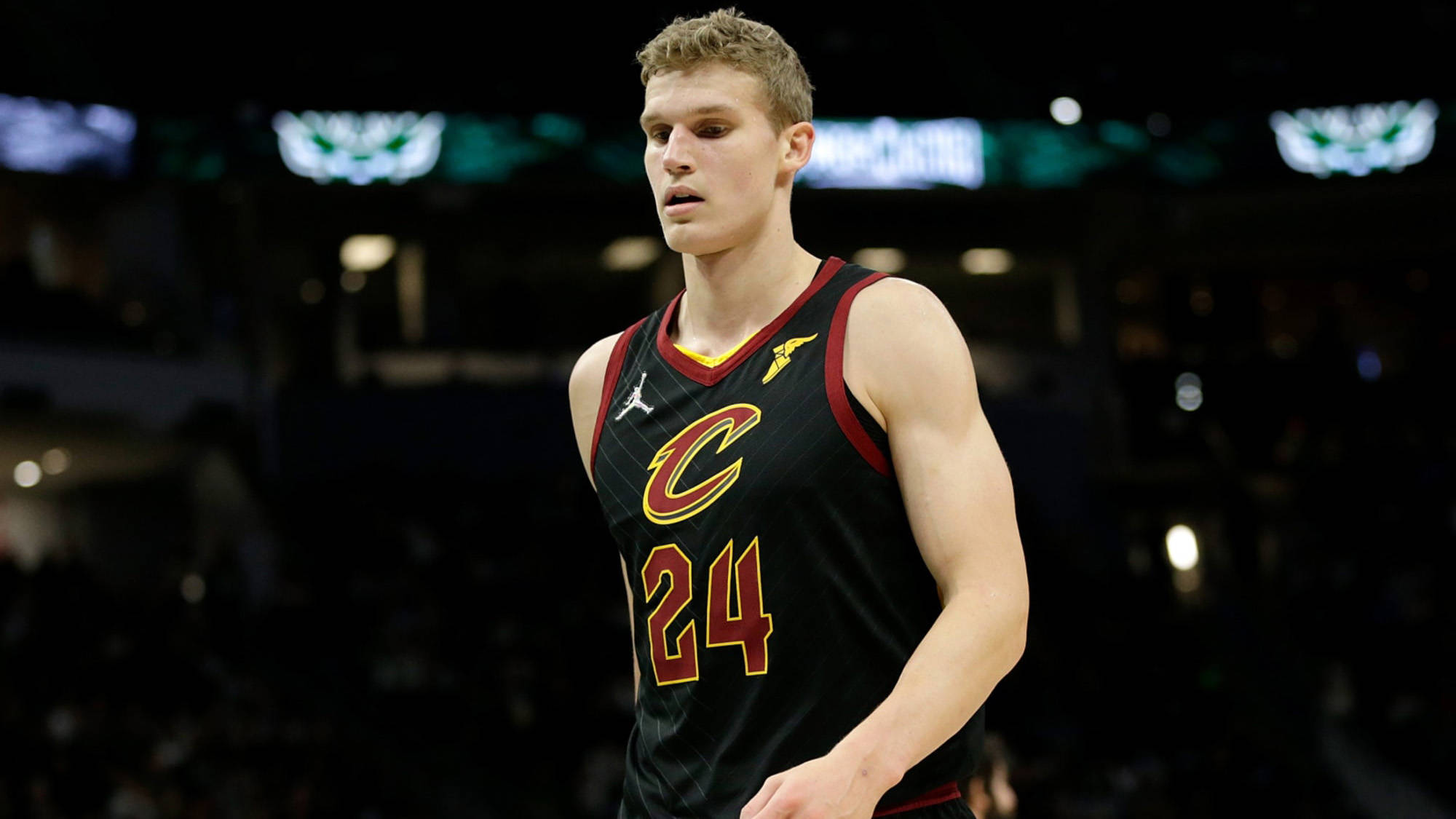 北京首钢国际比赛日手感冰凉Ming关键时刻大胜，风云突变AC米兰集结日回应争议看傻球迷的简单介绍